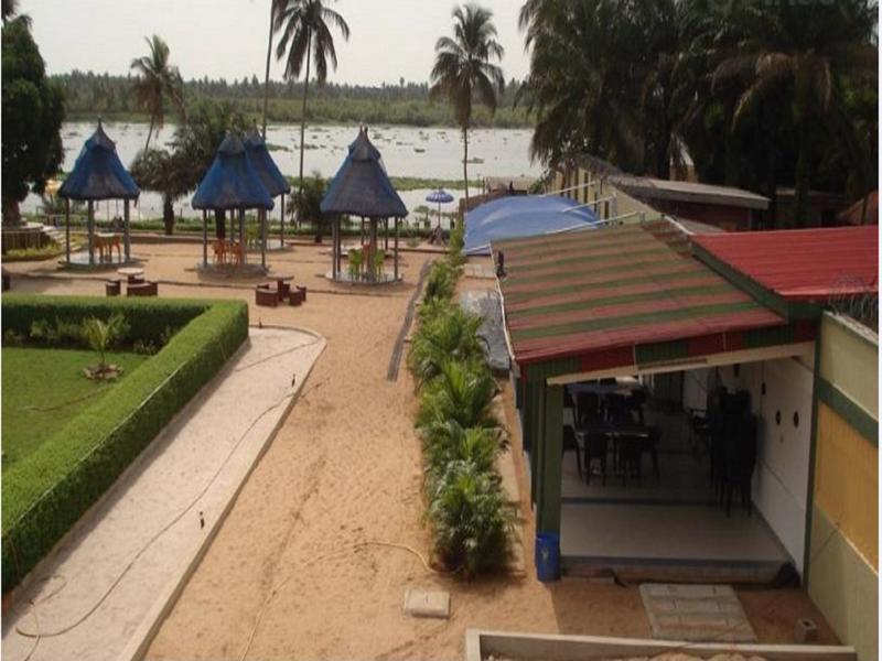 Whispering Palms Resort Magbon المظهر الخارجي الصورة