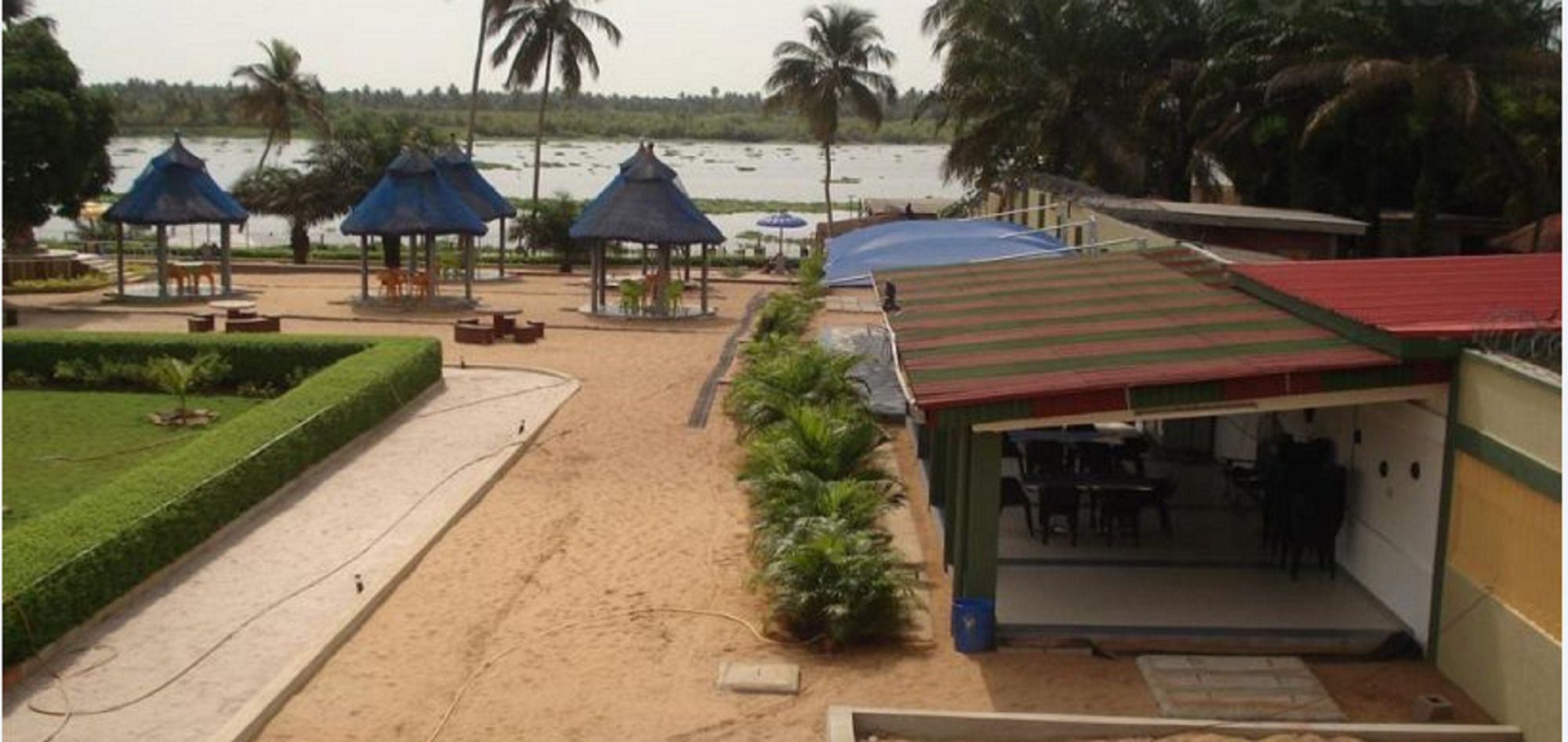Whispering Palms Resort Magbon المظهر الخارجي الصورة