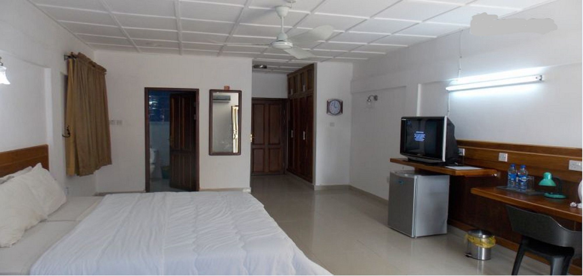 Whispering Palms Resort Magbon المظهر الخارجي الصورة
